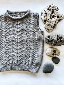 Bryn Vest & Hat 8ply | Lisa F Design LF66