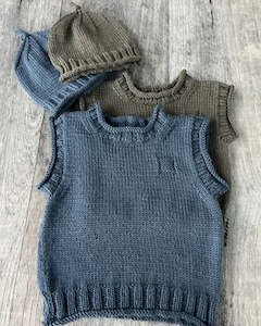 Rudy Rolled Edge Vest & Hat | The Kiwi Stitch & Knit Co
