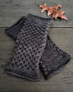 The Kiwi Knit Stitch Company: Briar Mitts 8ply | The Kiwi Stitch & Knit Co