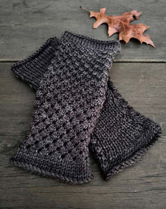 The Kiwi Knit Stitch Company: Briar Mitts 8ply | The Kiwi Stitch & Knit Co