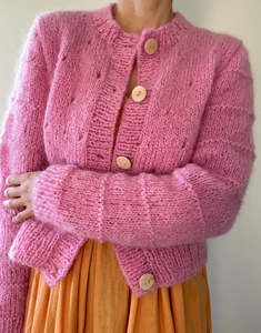 Patterns: Grace Cardigan | Touch Yarns 161
