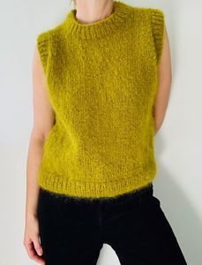 Patterns: Dolly Vest | Touch Yarns 170