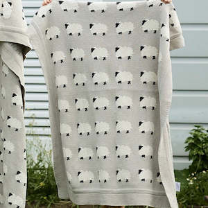 Baby Gift: Baby Blanket | Counting Sheep