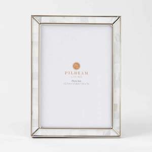 Pilbeam: Perla Photo Frame