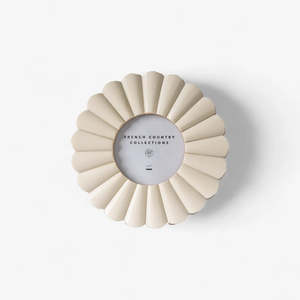 Aria Round Photo Frame