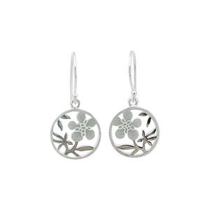Earrings: Silver NZ Manuka Flower Earrings