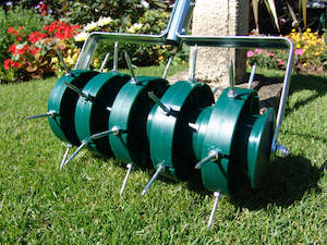 Garden Hardware: Parasene Lawn Aerator