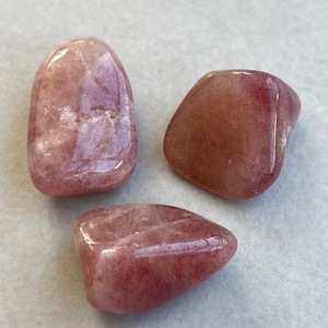 Products: Aventurine, red (Tumbled) - The Crystal People