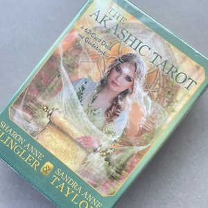 Akashic Tarot - The Crystal People