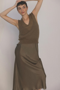 Knitwear Collection: Francie The Erin Vest - Hazel