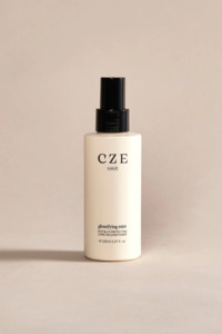 Chloe Zara: CZE Hair Glossifying Hair Mist