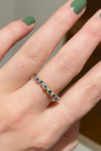 Alexandra Dodds: Alexandra Dodds Creature Ring - 9ct Gold Blue Sapphire