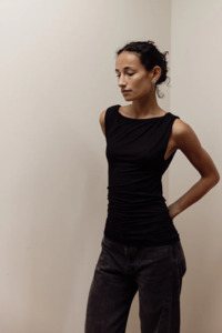Dominique Healy Nevermind Singlet - Black