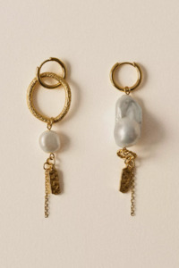 Designer Jewellery Nz: Sessun Toti Pearl Earring - Dore