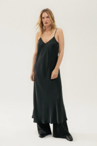 Silk Laundry 90s Slip Dress - Black