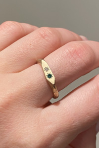 Designer Jewellery Nz: Alexandra Dodds Gemmy Mountain Signet - 9ct Gold Lab Emerald/Diamond