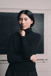 Standard Issue Okewa Crop Funnel Neck - Black