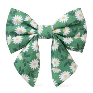 Wear Accessories Dog: Coming Up Daisies Lady Dog Bow