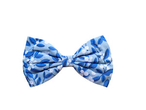 Snow Berry Christmas Bow Tie