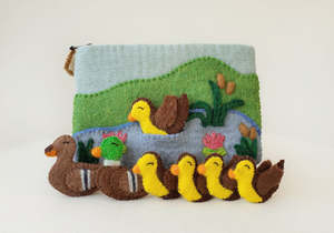 Finger Puppet Play: Five Little Ducks - Finger Puppet Set