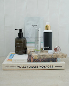 The Fussy Bee’s Beauty Box Chatty Chums