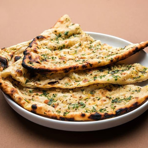 GARLIC NAAN - Chawla’s Manukau