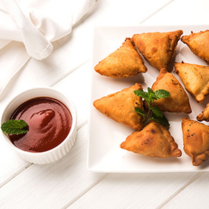 Products: MINI SAMOSA / SPRING ROLLS / FRIES - Chawla’s Manukau