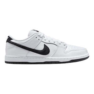 Nike: Nike SB Dunk Low Pro - White/Black