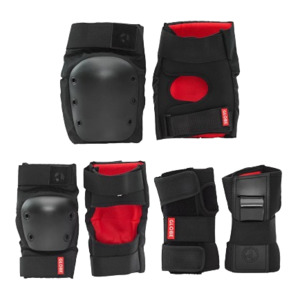 Protective Gear: Globe Goodstock Pad Set - Matte Black