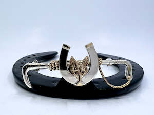 Stockpins: Hunt Whip Stockpin | Large | with Fox Head with Ruby Eyes on Shoe