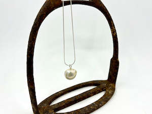 Pendants: Baroque Freshwater Pearl Pendant