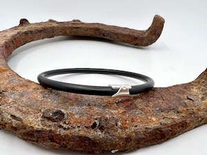 Noir Bangle | Ear Tag Charm