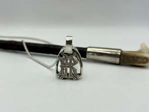 Rangitikei Hunt Stirrup Pendant and Chain Set | End of Line