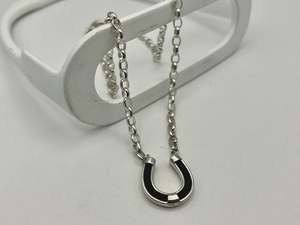 Horsehair Shoe on Belcher Chain Necklace