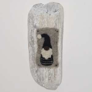 Products: upcycled wc roll holder