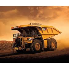 Children Babies Quilt Panels: Caterpillar Dump Truck - Riley Blake Designs