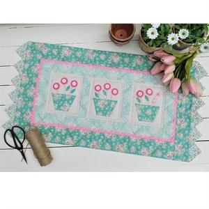 Table Runners Mats Cloths: Rivendale  Bumble Blooms Table Runner