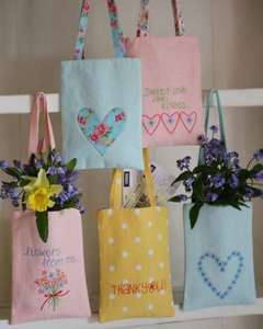 Bag Tote Patterns: Sweet Love & Kisses Gift Bags Pattern