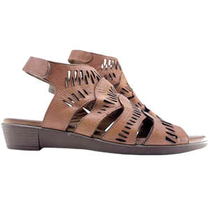 Flats: CABELLO CONNIE TAN