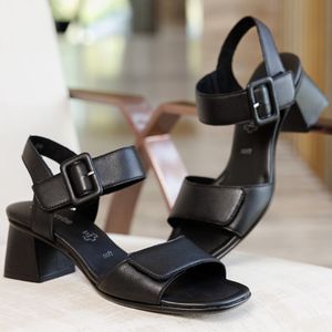 Heels: REMONTE OLIVE D1K BLACK