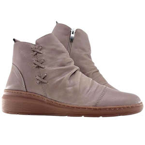 Boots: CABELLO PERRY TAUPE