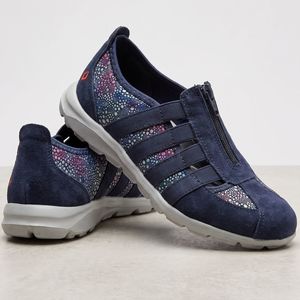 Flats 1: CC RESORTS CHRISTINE NAVY FLORAL