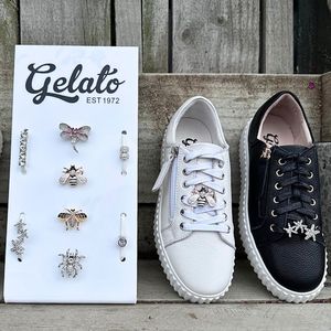 GELATO GOLD BEE LACE CHARM (PAIR)