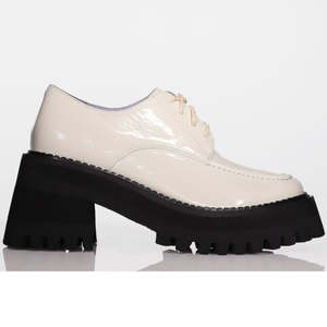 Minx: MINX BOSS IVORY CRINKLE PATENT