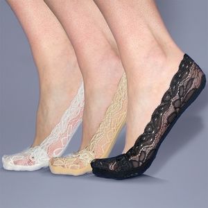 Minx: MINX LACE SOCKETTES 3 PACK