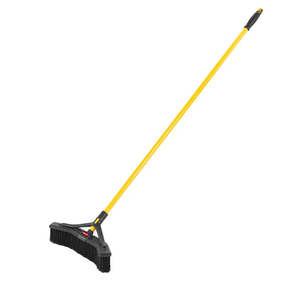 Rubbermaid Commercial: Rubbermaid Maximiser 'Push to Center' Broom - 3 Sizes