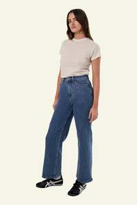 Denim Jeans: Holly Stretch Jean - Vintage Rinse Blue