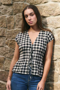 Ivy And Jack Womens: Nouveau Tie Front Vest - Gingham