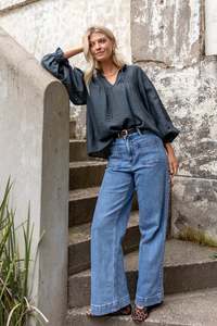 Ivy And Jack Womens: Refined L/S Pintuck Top - Deep Forest