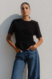 Svelte Shirred Detail S/S Tee - Black